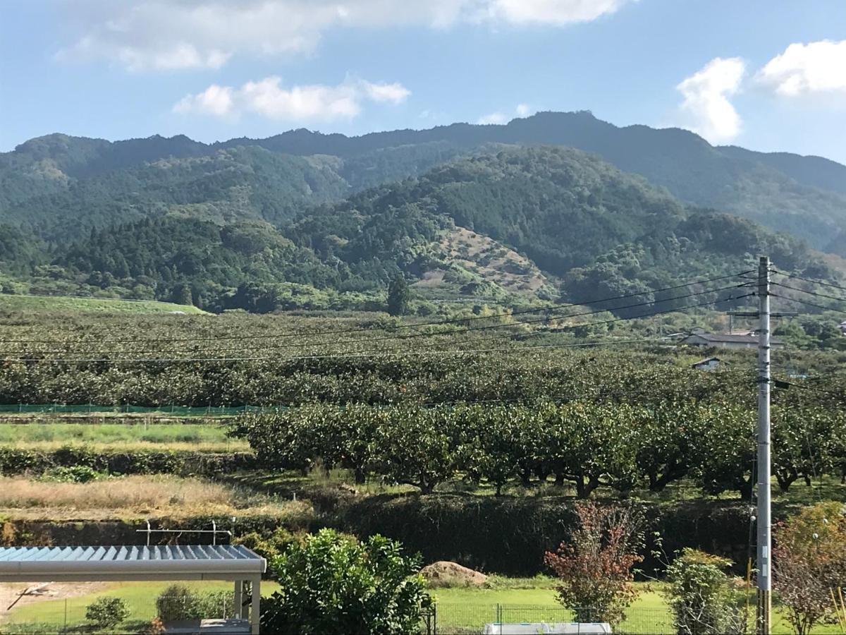 Hotel Yamanobenomichi Teku Teku Tenri Zewnętrze zdjęcie